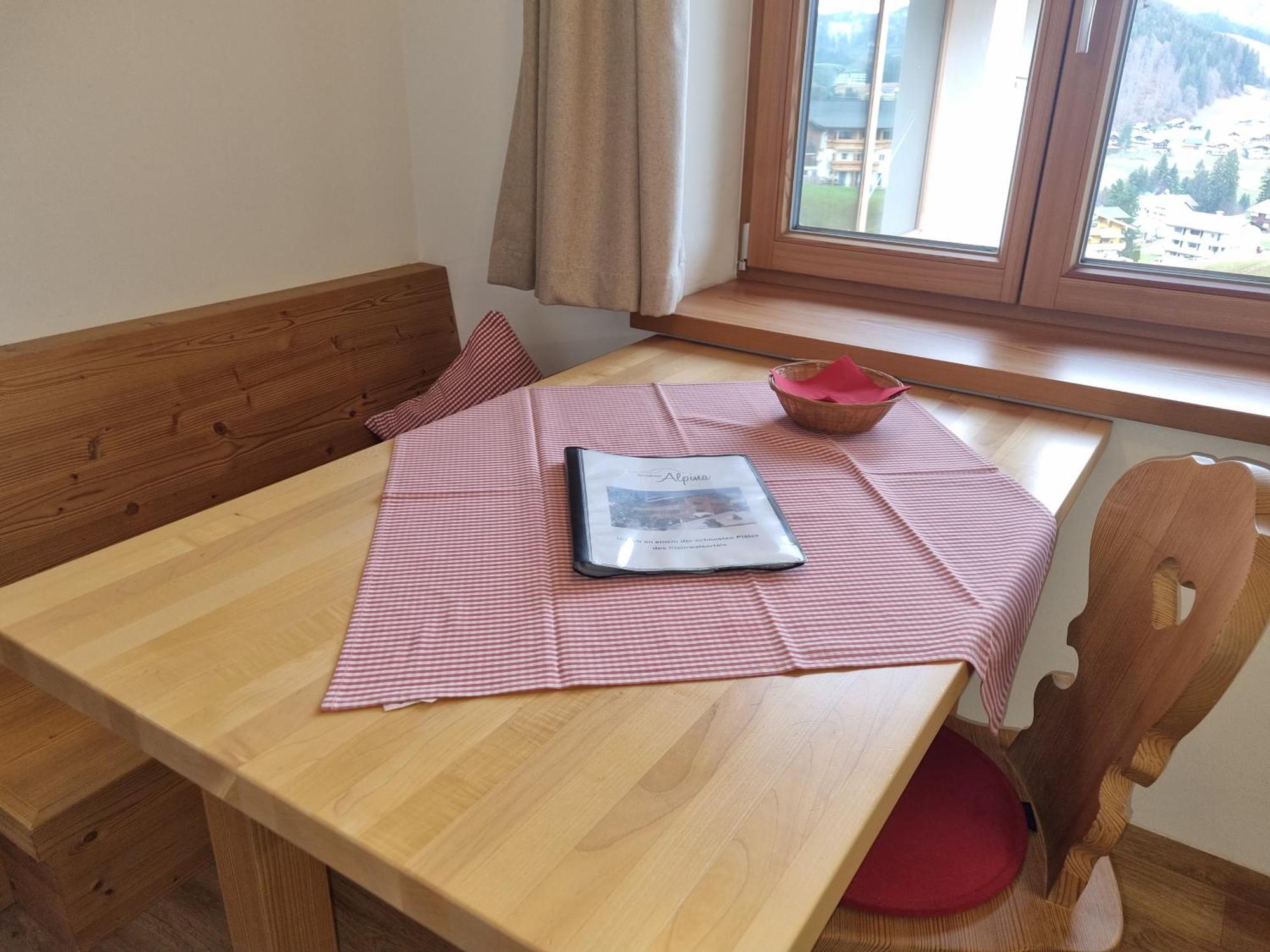 Gaestehaus Alpina Riezlern Pokoj fotografie