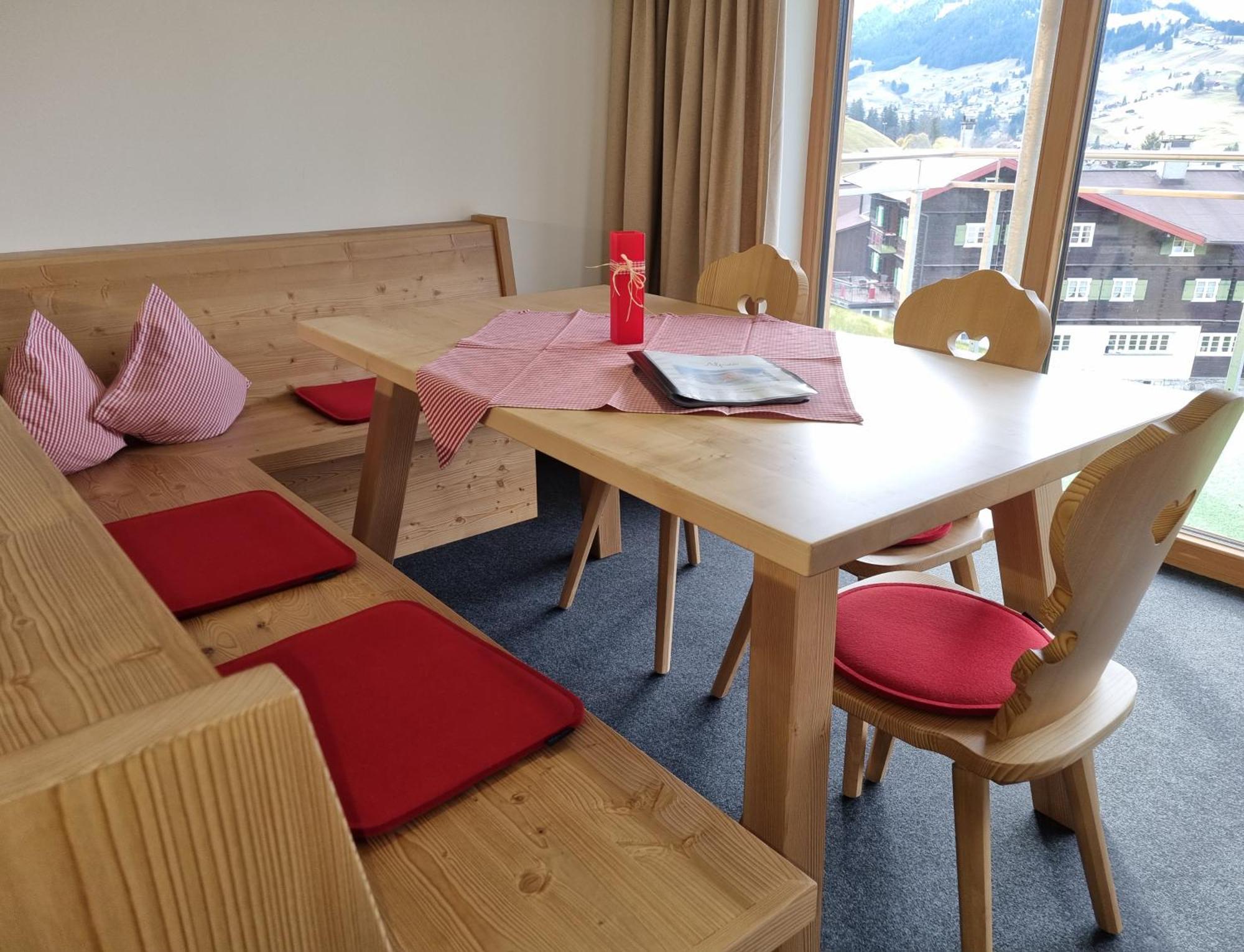 Gaestehaus Alpina Riezlern Pokoj fotografie